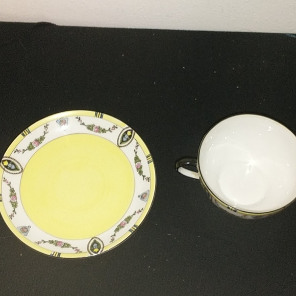 Nortake teacup and saucer - Picture 2 of 3